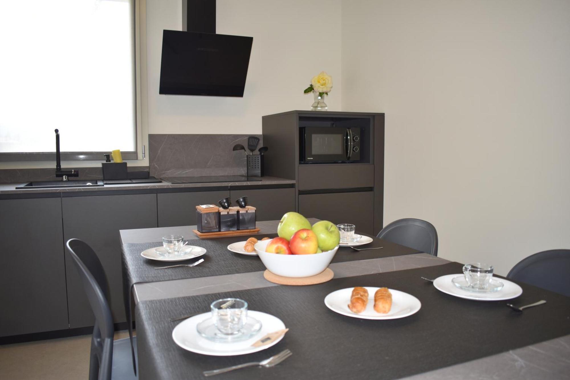 Baia Delle Rose Via Roma 111 Apartment คอสตา โวลปิโน ภายนอก รูปภาพ
