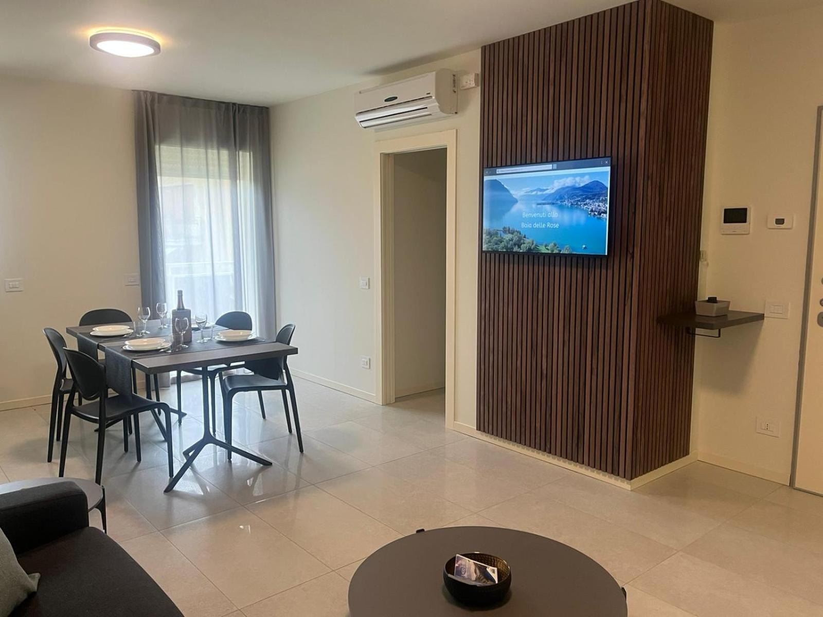 Baia Delle Rose Via Roma 111 Apartment คอสตา โวลปิโน ภายนอก รูปภาพ