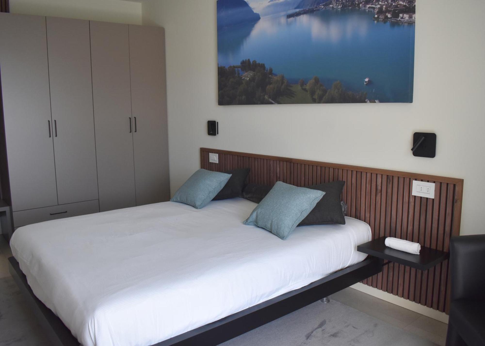 Baia Delle Rose Via Roma 111 Apartment คอสตา โวลปิโน ภายนอก รูปภาพ