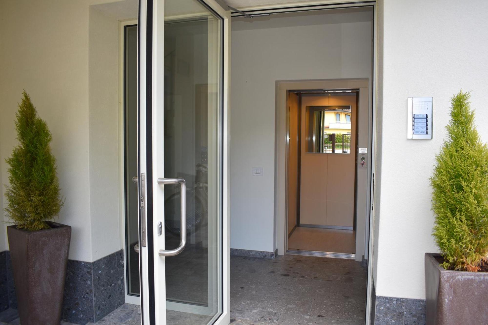 Baia Delle Rose Via Roma 111 Apartment คอสตา โวลปิโน ภายนอก รูปภาพ